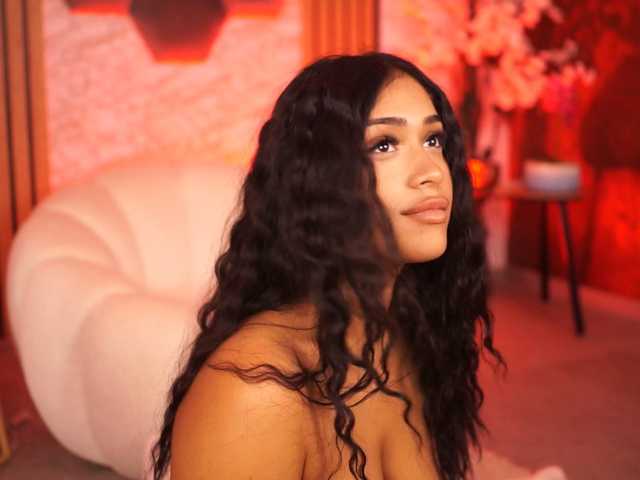 KiraKrush live cam on BongaCams