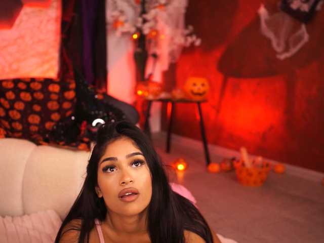 KiraKrush live cam on BongaCams