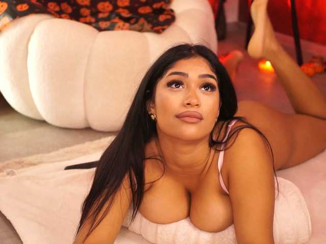KiraKrush live cam on BongaCams