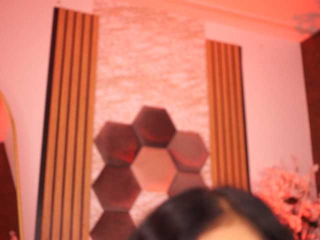KiraKrush live cam on BongaCams