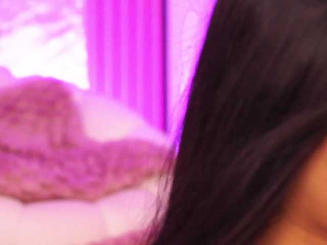 KiraKrush live cam on BongaCams