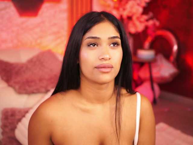 KiraKrush live cam on BongaCams
