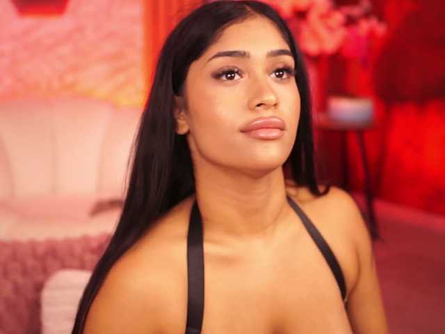 KiraKrush live cam on BongaCams