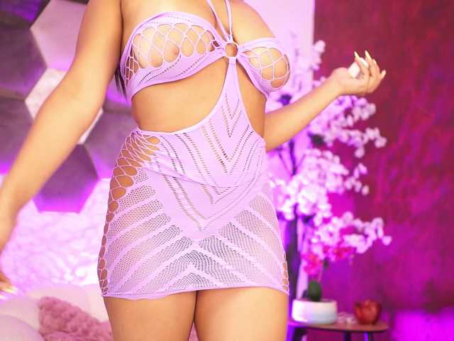 KiraKrush live cam on BongaCams