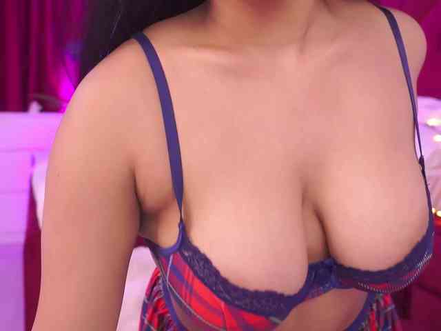 KiraKrush webcam