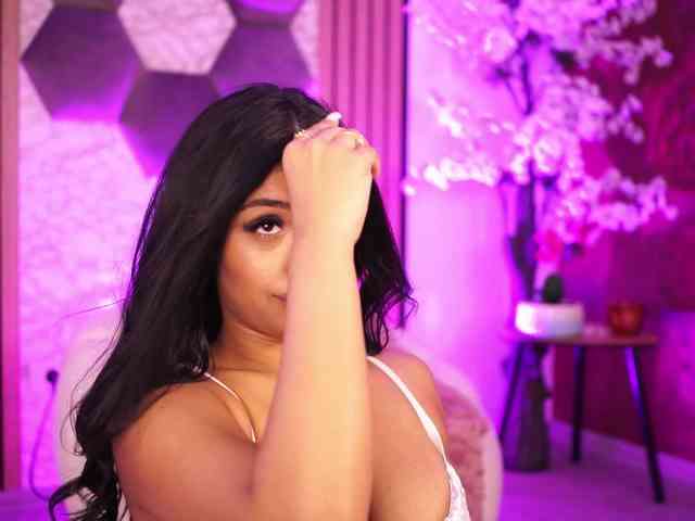 KiraKrush's webcam live show