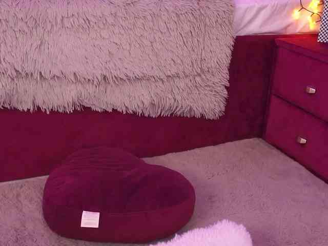 KiraKrush webcam