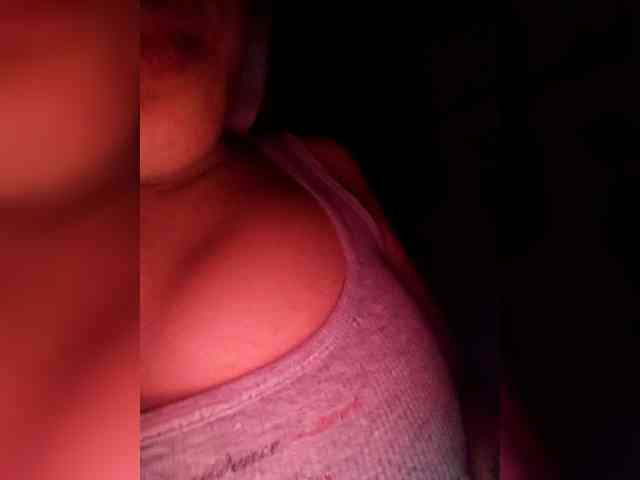 rosearebluee webcam
