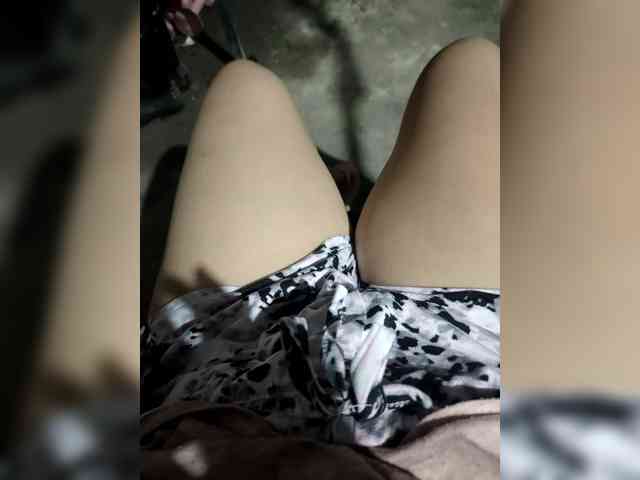 rosearebluee webcam