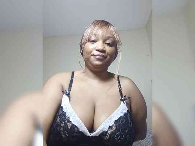 Queenluna271 Queenluna271