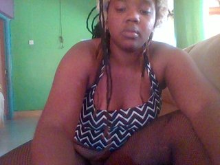 Sexymamasirra22's Live Webcam
