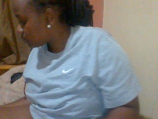 Sexymamasirra22's Live Webcam
