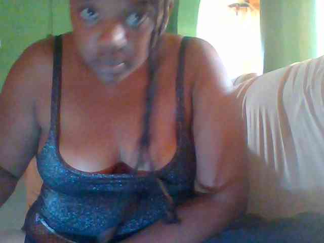 Model: Sexymamasirra22