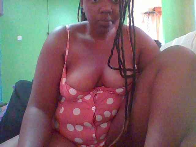 Sexymamasirra22 webcam