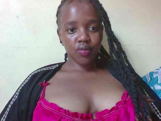 Sexymamasirra22 webcam