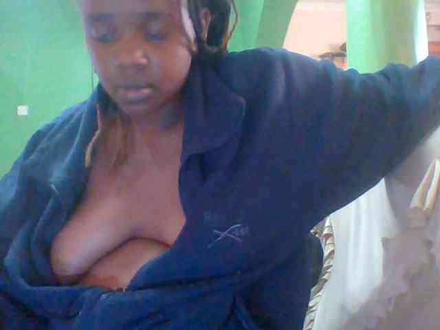 Sexymamasirra22 webcam