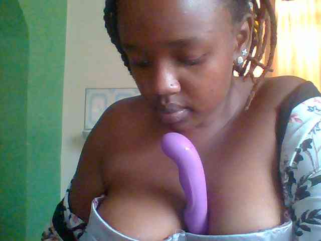 Sexymamasirra22 webcam