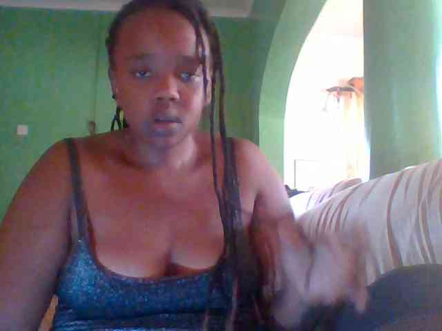 Sexymamasirra22