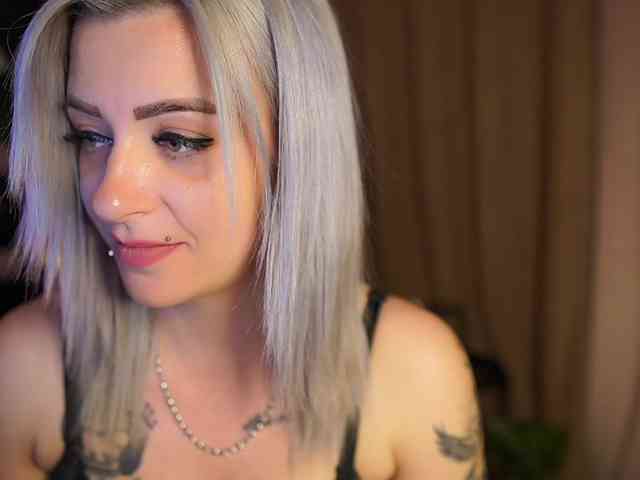 TeakyNiny webcam