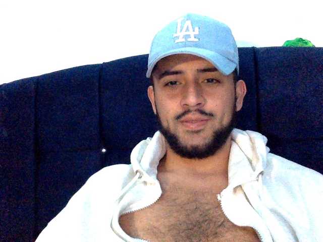 Dereks777 live webcam show