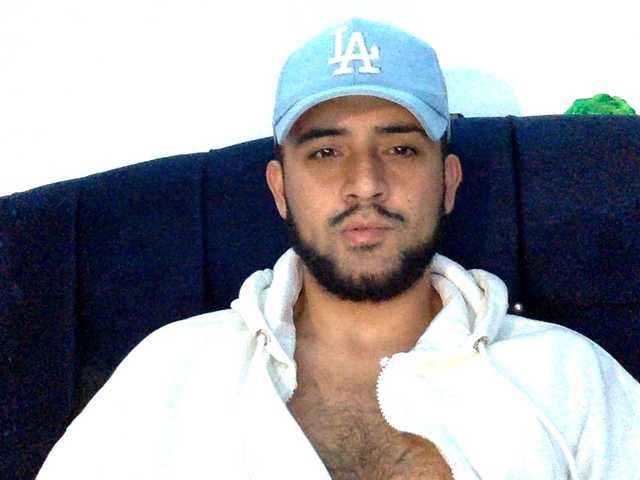 Dereks777 live webcam show