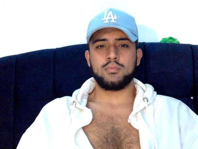 Dereks777 live webcam show