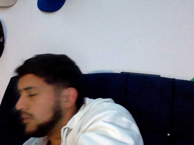 Dereks777 live webcam show