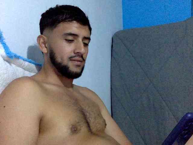 Dereks777 Dereks777