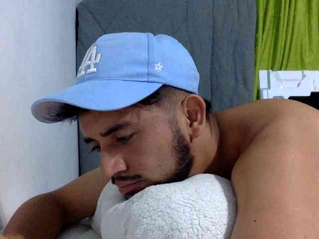 Dereks777 Dereks777