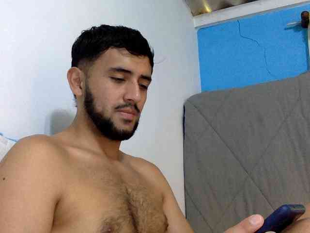 Dereks777 Dereks777
