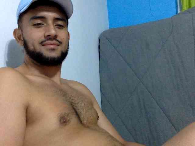 Dereks777 Dereks777