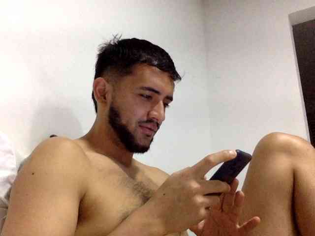 Dereks777 Dereks777