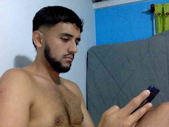 Dereks777 Dereks777
