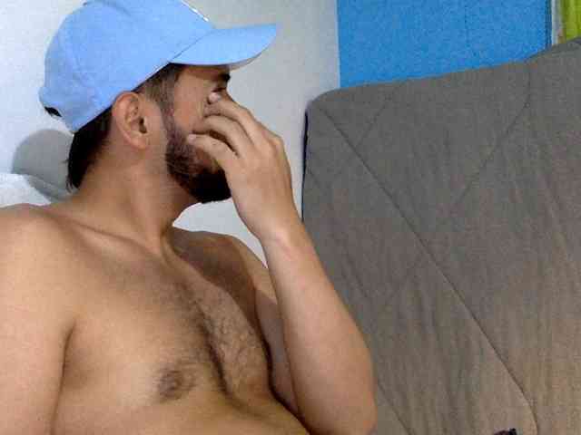 Dereks777 Dereks777