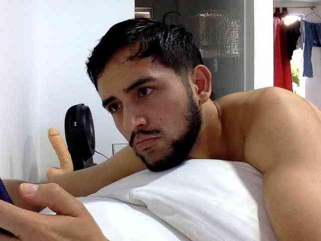 Dereks777 Dereks777