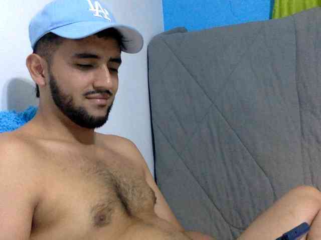Dereks777 Dereks777