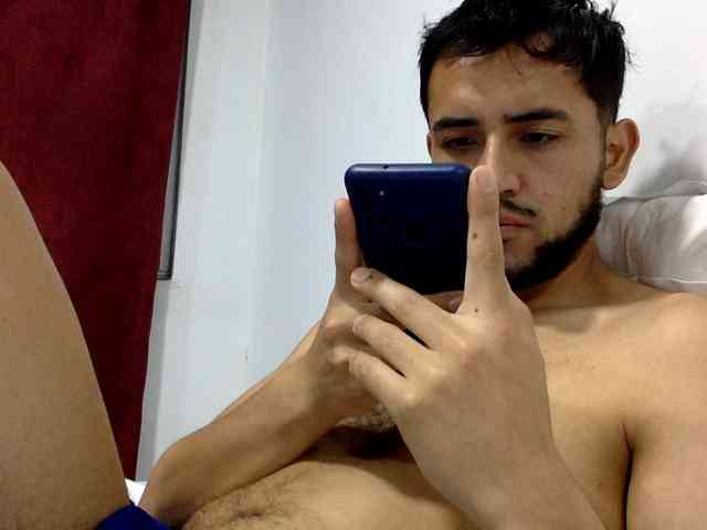 Dereks777 Dereks777