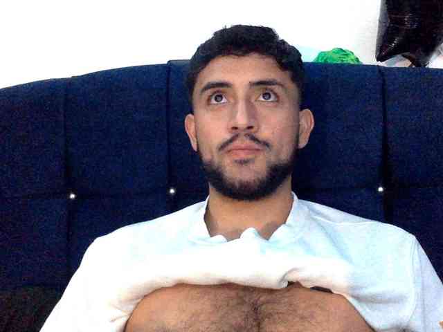 Dereks777 Live Webcam on BongaCams