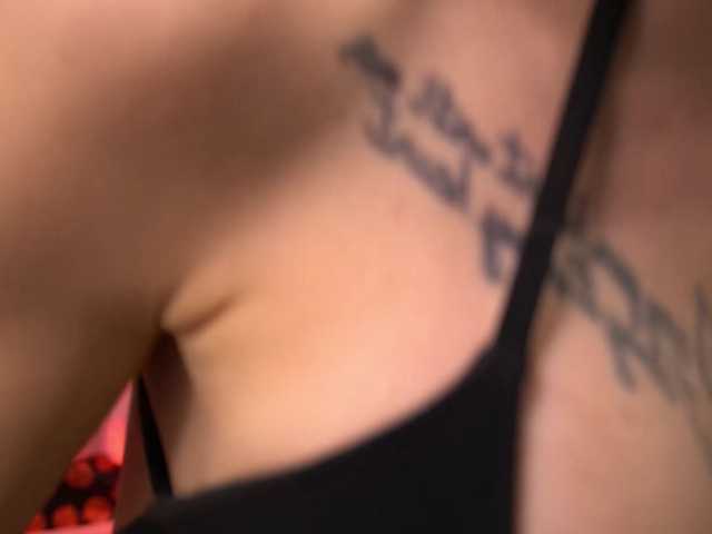 RubyFever live cam on BongaCams