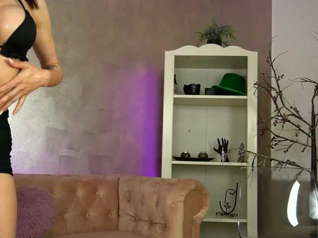 RubyFever live cam on BongaCams