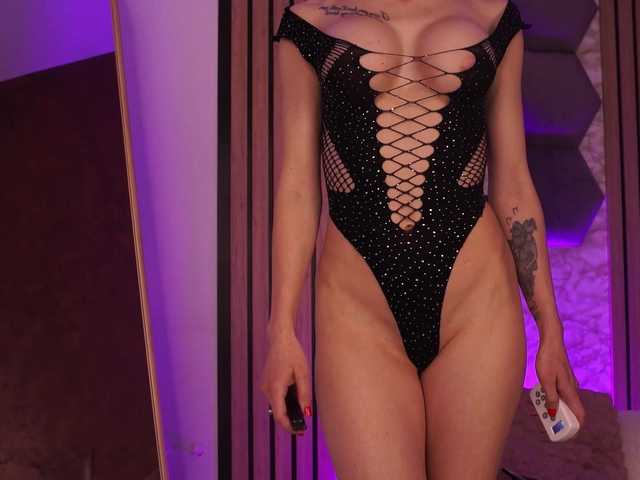 RubyFever Live Cam on BongaCams