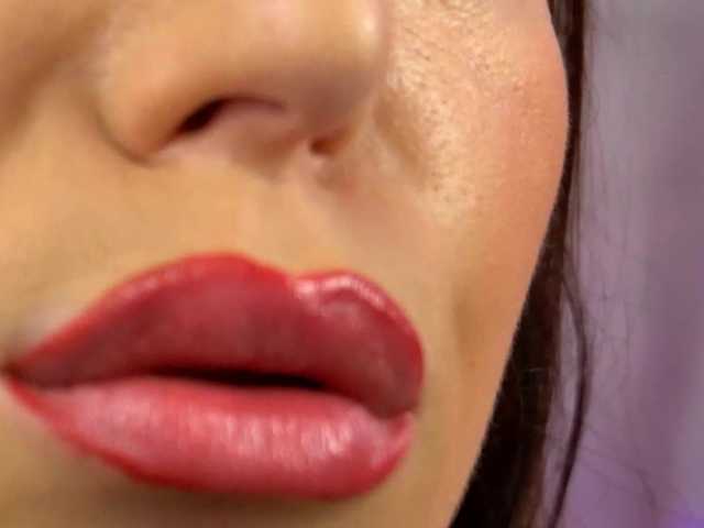 RubyFever live cam on BongaCams