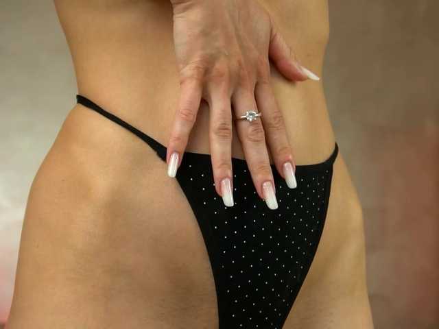 RubyFever live cam on BongaCams