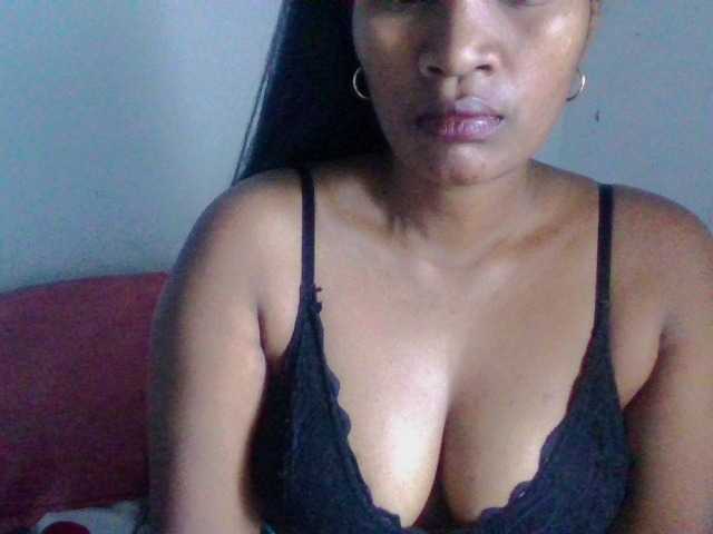 Christelley live cam on BongaCams