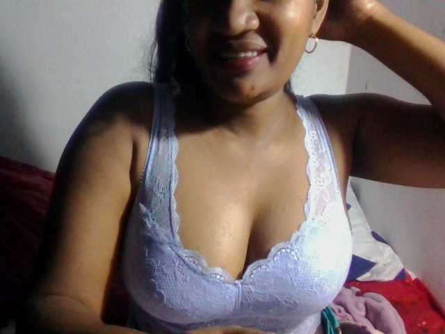 Christelley live cam on BongaCams