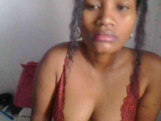 Christelley Live Webcam on BongaCams