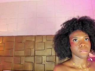 AmiraJones's Live Webcam