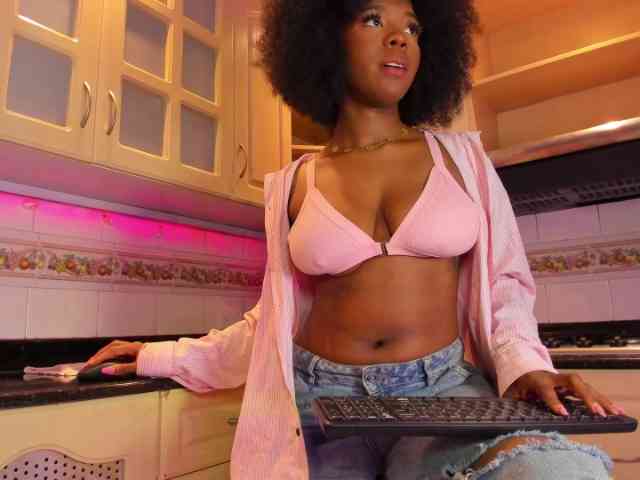 AmiraJones