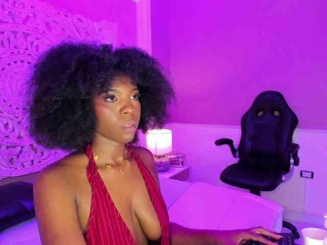 AmiraJones