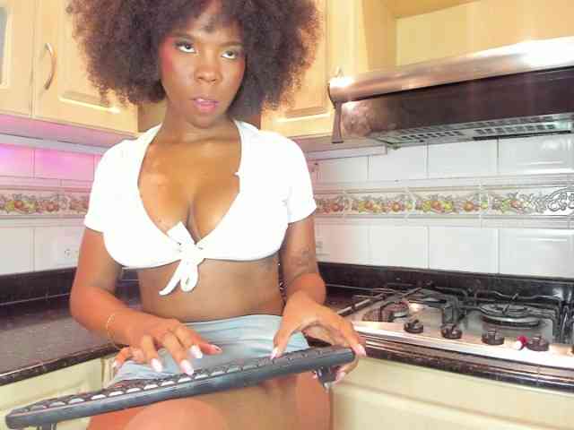 AmiraJones